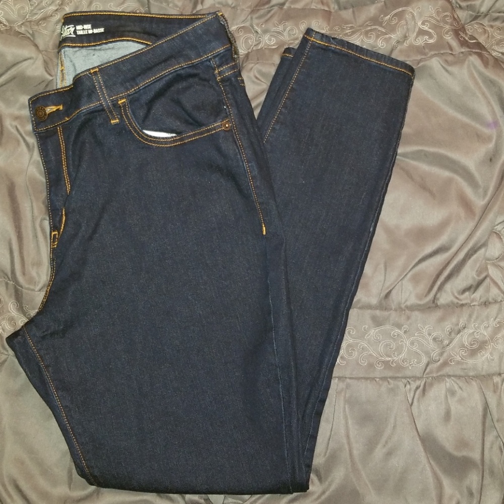Old Navy Rockstar Mid-Rise Skinny Jeans Sz. 16